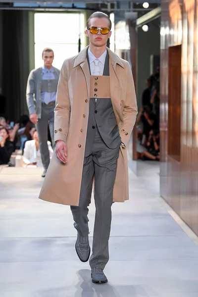 Look 51